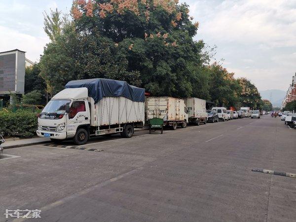 探秘小商品城股吧最新动态，市场趋势与投资者关注点