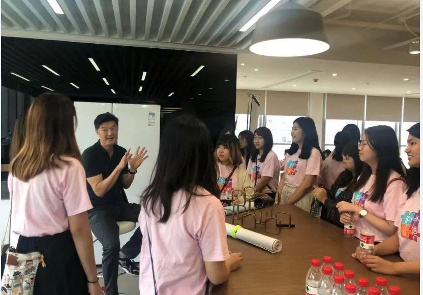 香港经典解读落实2025-2025年精准资；精准解答，精选解析解释落实